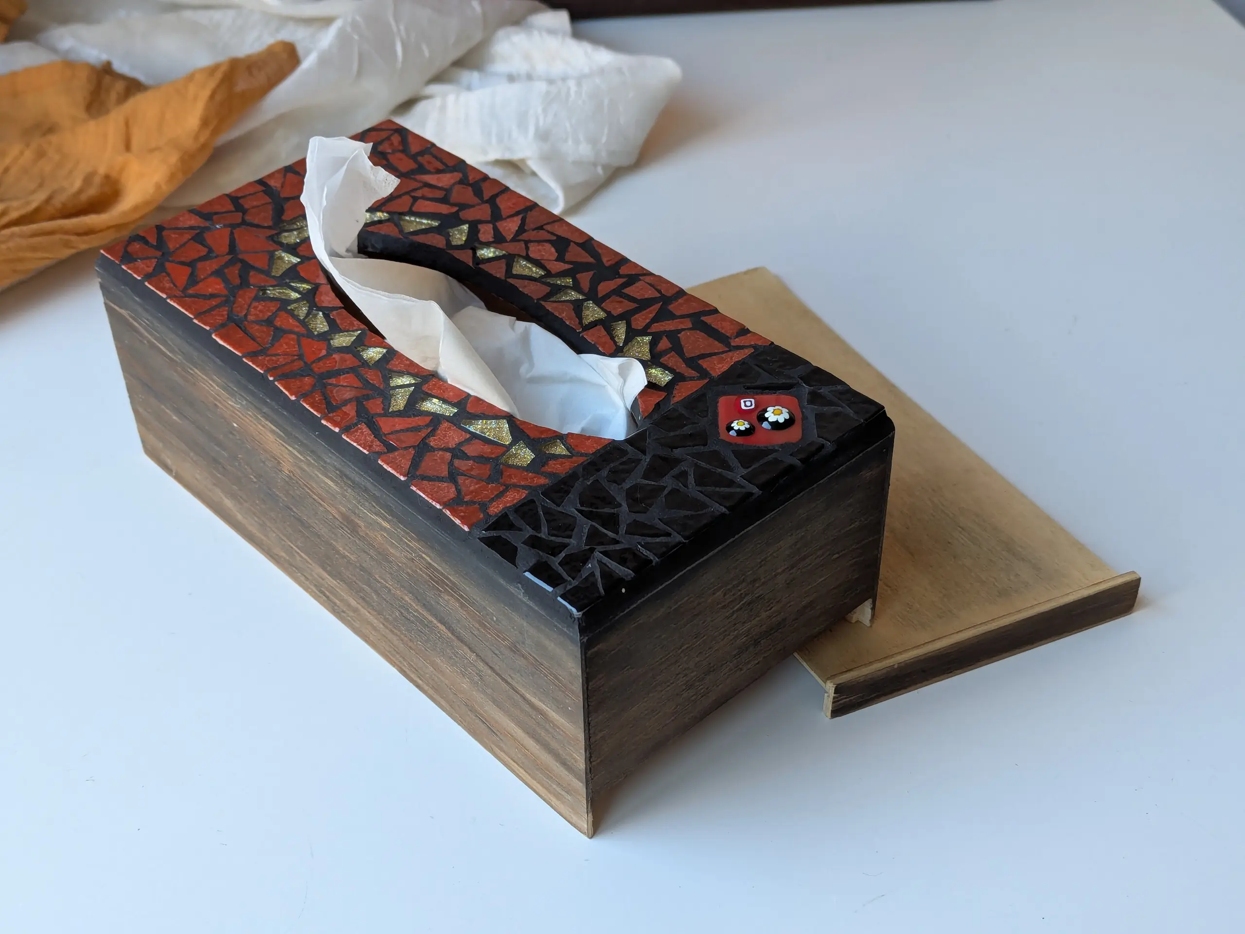 Image - Mosabox milleflori avec le couvercle inférieur retiré.